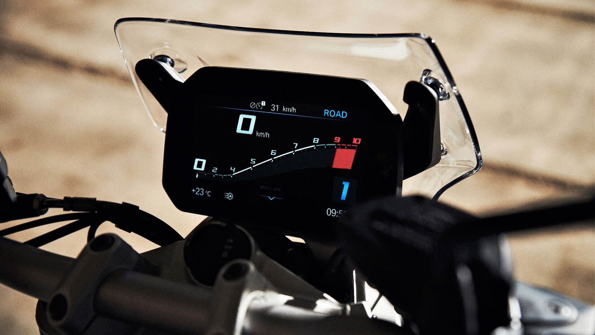 BMW R 1250 R with TFT display and connectivity
