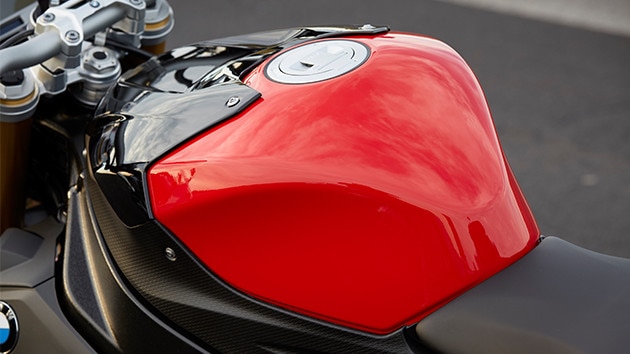 S 1000 R light aluminium tank