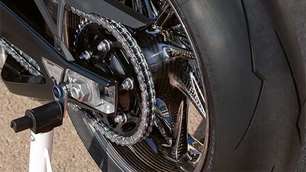M carbon wheel of the new BMW RR