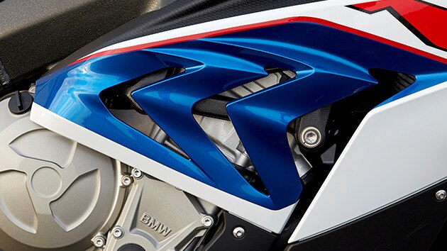 S 1000 RR profile